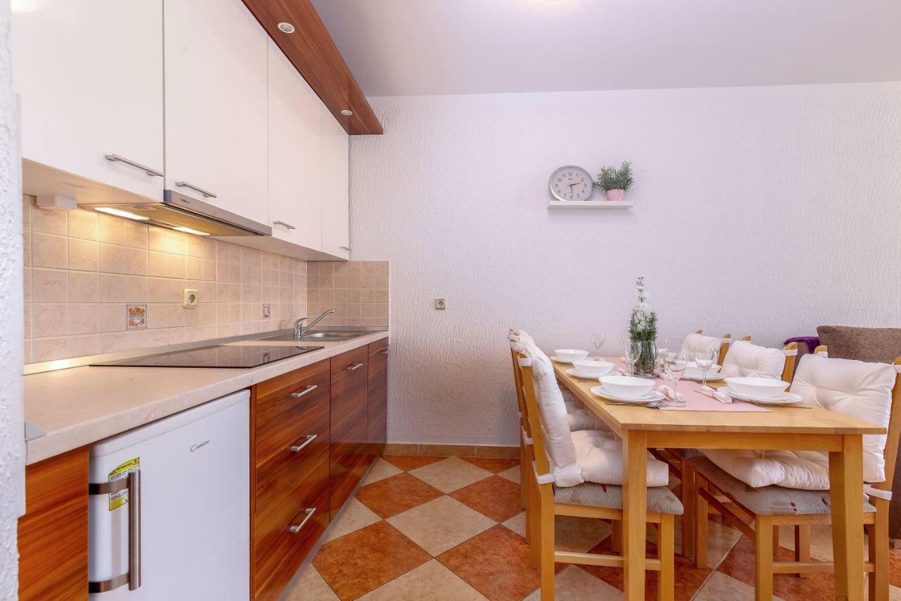 Apartments Lulic Crikvenica Kültér fotó