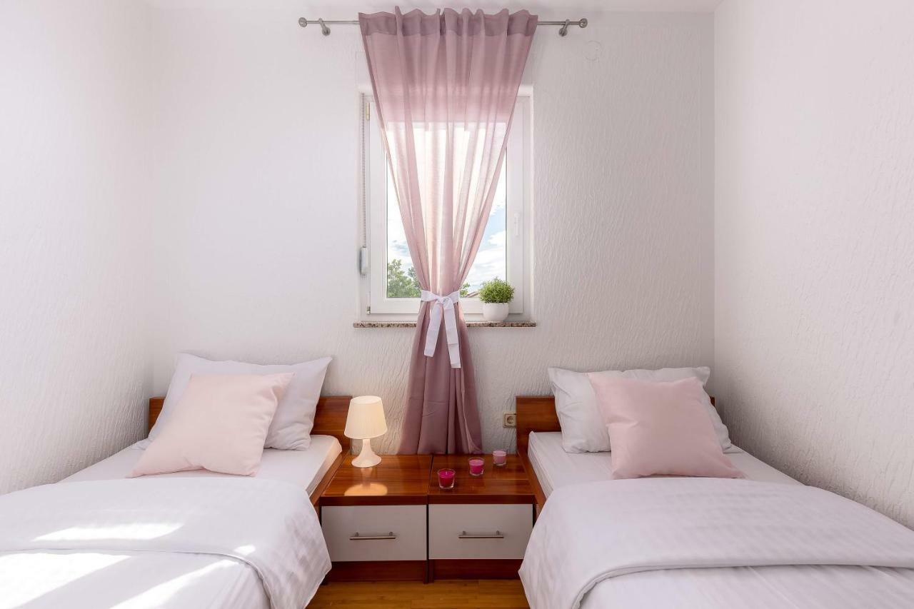 Apartments Lulic Crikvenica Kültér fotó