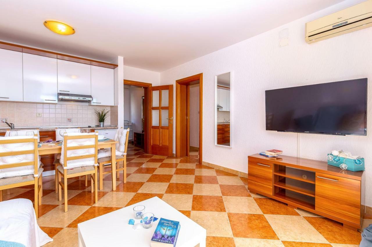 Apartments Lulic Crikvenica Kültér fotó