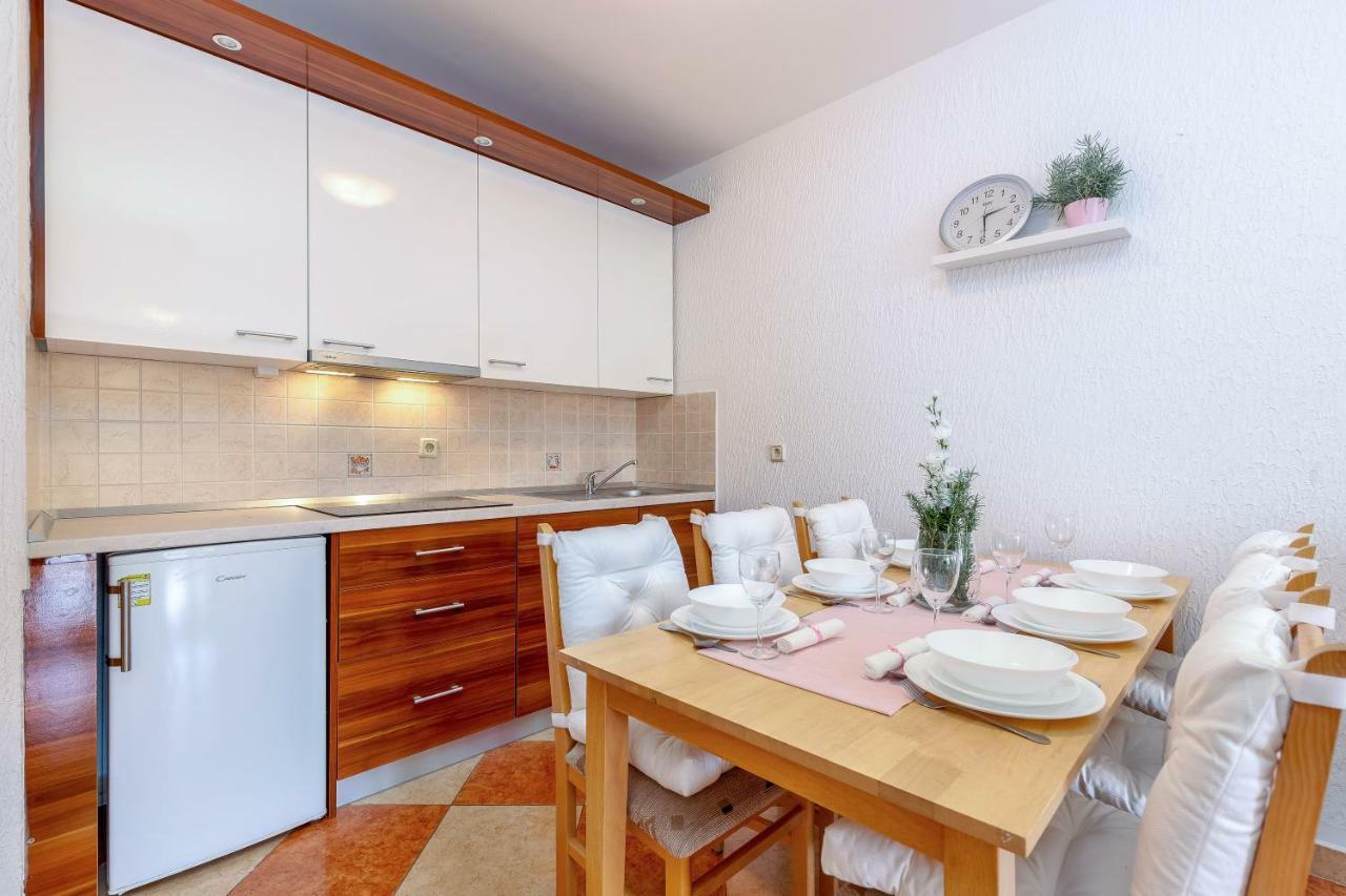 Apartments Lulic Crikvenica Kültér fotó